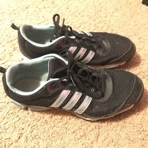 Women’s size 8 1/2 Adidas tennis shoes